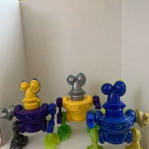 WDW EPCOT Innoventions Fantastic Plastic Work Three Plastic Robots